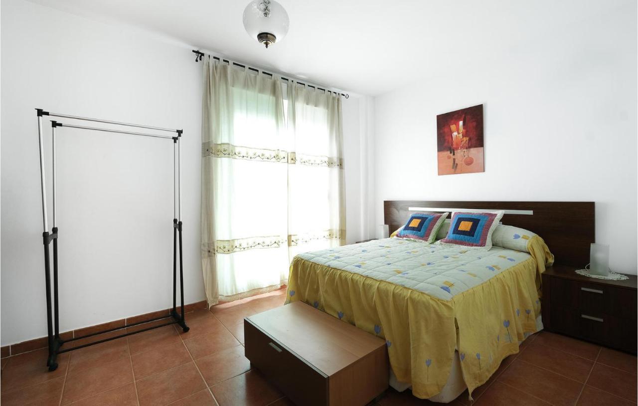 3 Bedroom Awesome Home In Ла-Альгаба Экстерьер фото