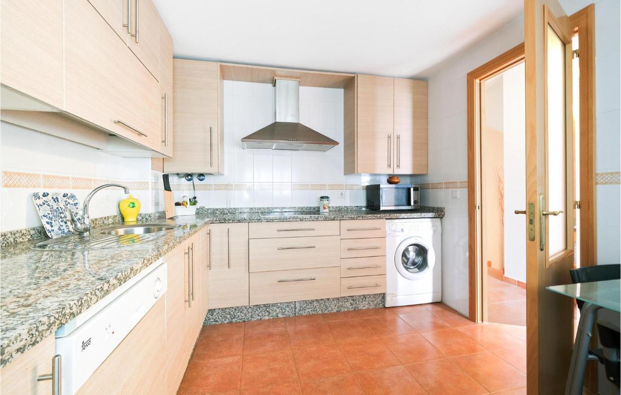 3 Bedroom Awesome Home In Ла-Альгаба Экстерьер фото