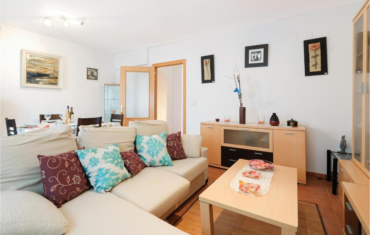 3 Bedroom Awesome Home In Ла-Альгаба Экстерьер фото
